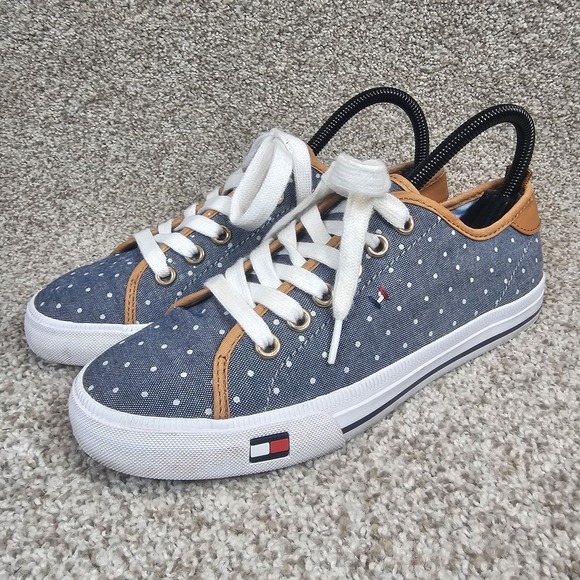 Tommy Hilfiger Shoes - TOMMY HILFIGER Twalovie Casual Sneakers Women's 7 M Blue Polkadots Denim Shoes